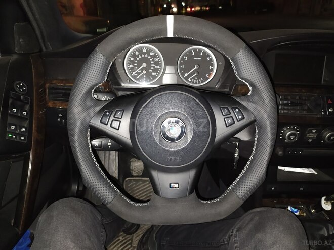 BMW 530 2005, 250,000 km - 3.0 л - Bakı