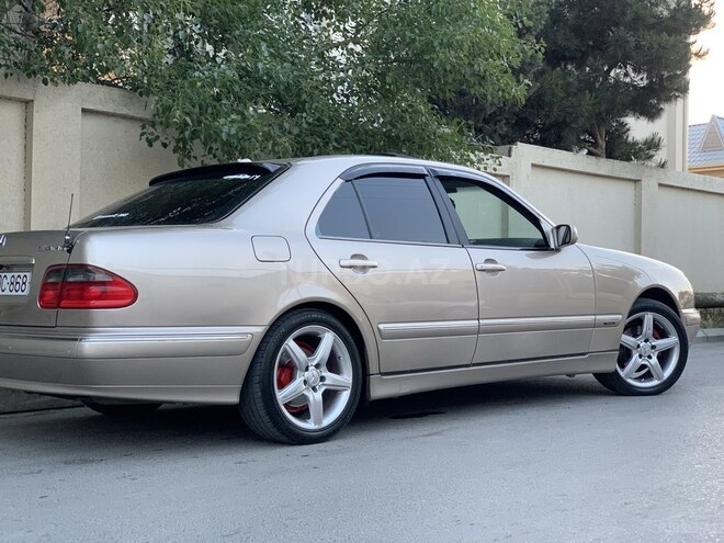 Mercedes E 240 2001, 248,000 km - 2.6 l - Bakı