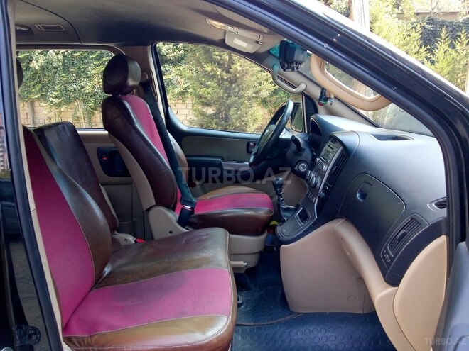 Hyundai H-1 2012, 300,000 km - 2.5 l - Bakı