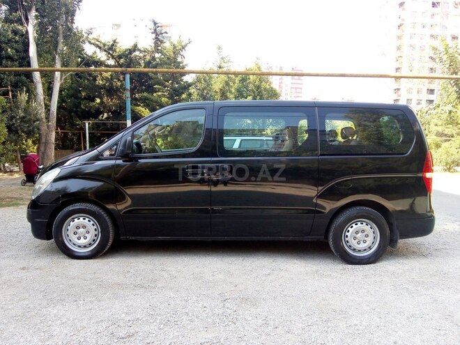 Hyundai H-1 2012, 300,000 km - 2.5 l - Bakı