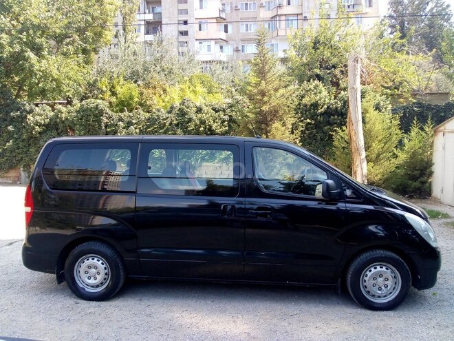 Hyundai H-1 2012, 300,000 km - 2.5 l - Bakı