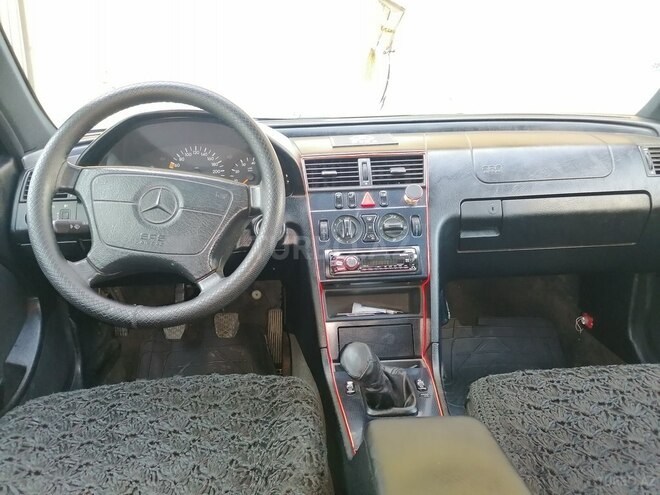 Mercedes C 180 1999, 226,000 km - 1.8 l - Gəncə
