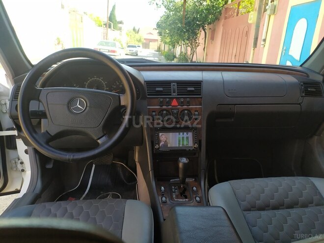 Mercedes C 230 1999, 289,000 km - 2.3 l - Bakı