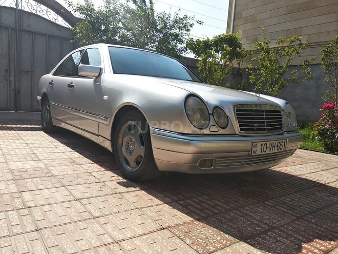 Mercedes E 230 1996, 350,000 km - 2.3 л - Bakı
