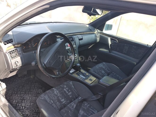 Mercedes E 230 1996, 350,000 km - 2.3 л - Bakı