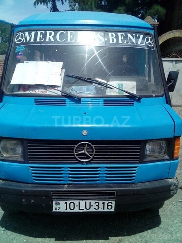 Mercedes 208 D 1990, 370,000 km - 2.0 л - Gəncə