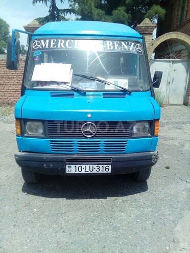 Mercedes 208 D 1990, 370,000 km - 2.0 л - Gəncə