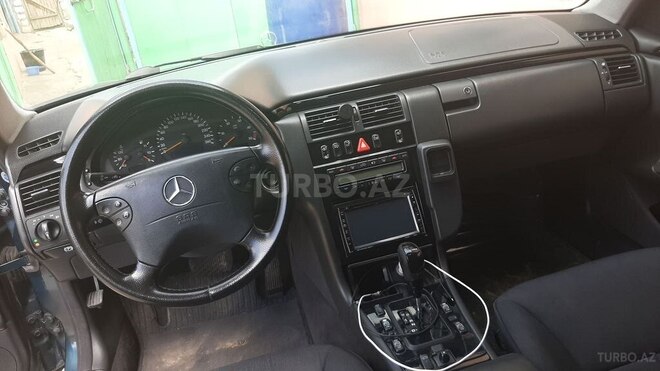 Mercedes E 220 2001, 271,000 km - 2.2 л - Bakı