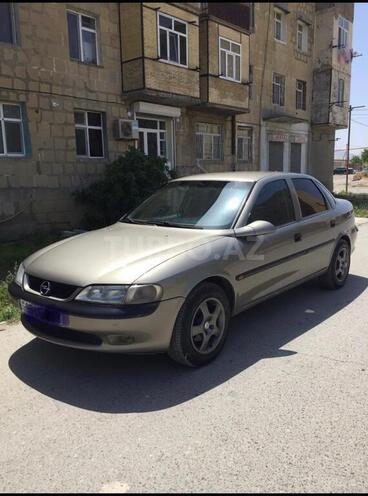 Opel Vectra 1996, 400,000 km - 1.6 л - Bakı
