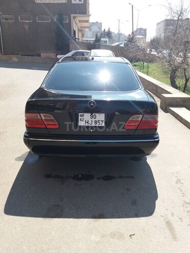 Mercedes E 320 2000, 217,000 km - 3.2 l - Bakı