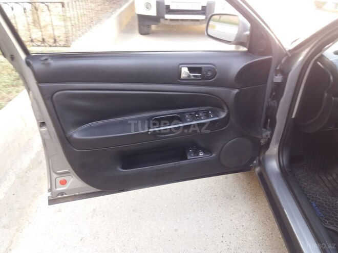 Volkswagen Passat 2002, 251,000 km - 1.8 л - Bakı