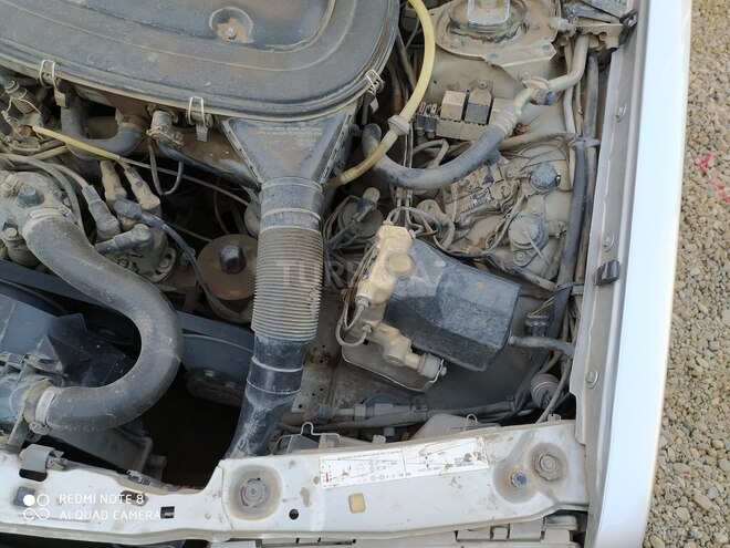 Mercedes 190 1993, 577,000 km - 2.0 l - Qazax