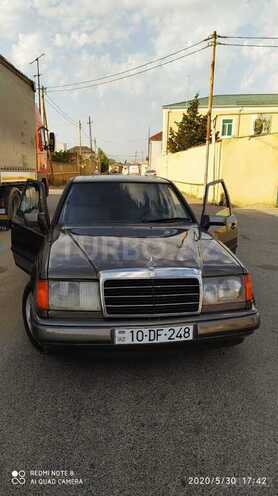 Mercedes E 230 1987, 324,500 km - 2.3 л - Bakı