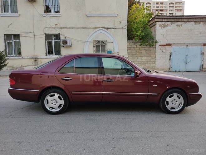 Mercedes E 240 1998, 345,507 km - 2.4 l - Xırdalan