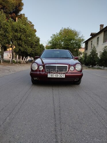 Mercedes E 240 1998, 345,507 km - 2.4 l - Xırdalan