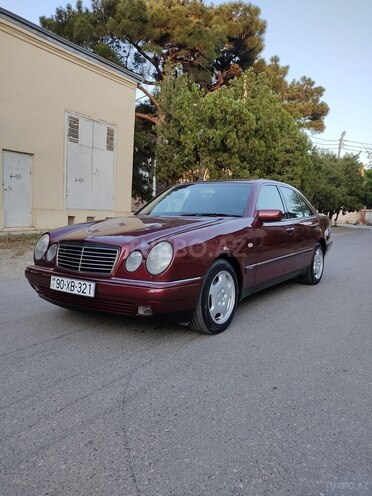 Mercedes E 240 1998, 345,507 km - 2.4 l - Xırdalan
