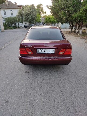 Mercedes E 240 1998, 345,507 km - 2.4 l - Xırdalan