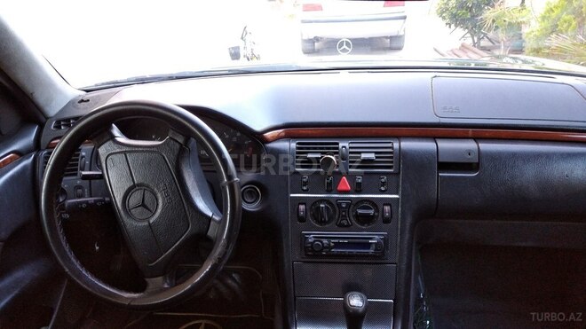 Mercedes E 290 1998, 536,000 km - 2.9 л - Sumqayıt