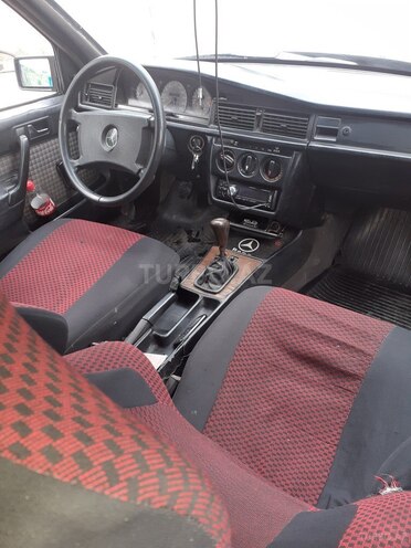 Mercedes 190 1990, 115,163 km - 1.8 l - Sabirabad