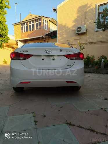 Hyundai Elantra 2011, 190,000 km - 1.6 l - Bakı