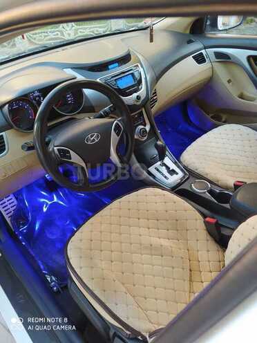 Hyundai Elantra 2011, 190,000 km - 1.6 l - Bakı