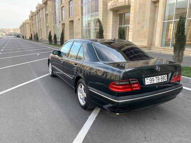 Mercedes E 320 2001, 499,000 km - 3.2 l - Bakı
