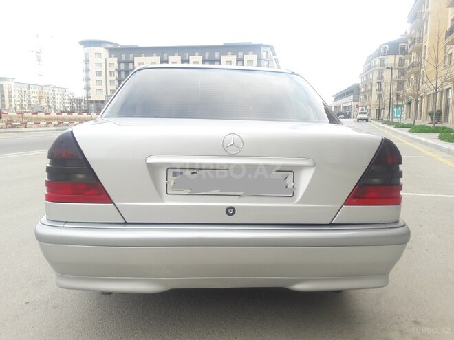 Mercedes C 220 1999, 375,000 km - 2.2 l - Bakı