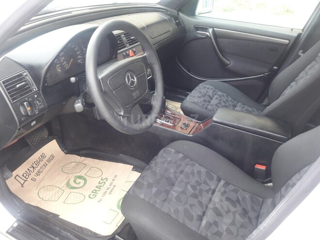 Mercedes C 220 1999, 375,000 km - 2.2 l - Bakı
