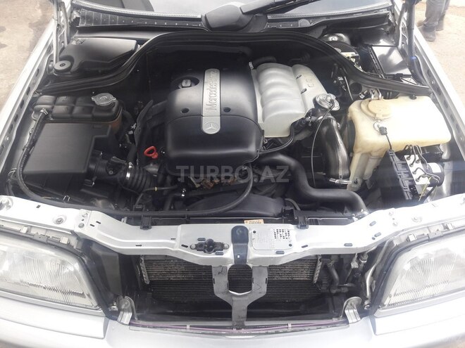 Mercedes C 220 1999, 375,000 km - 2.2 l - Bakı