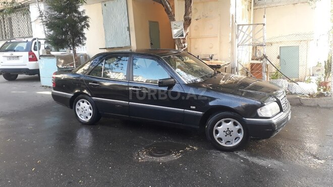 Mercedes C 280 1995, 430,000 km - 2.8 l - Bakı