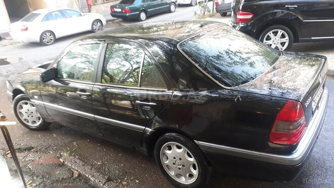 Mercedes C 280 1995, 430,000 km - 2.8 l - Bakı