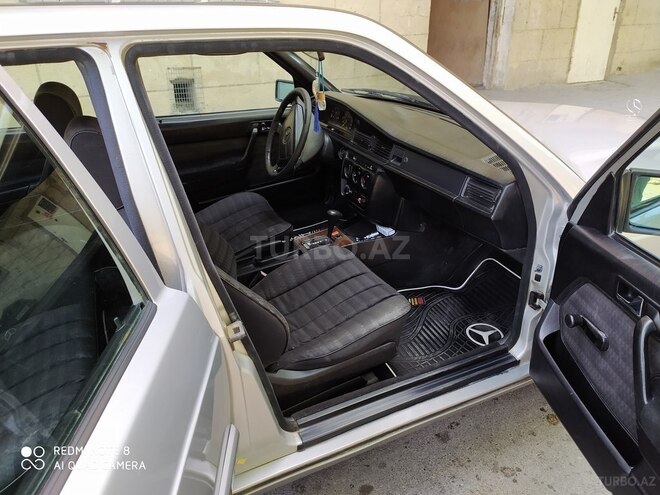 Mercedes 190 1990, 175,000 km - 2.0 l - Bakı