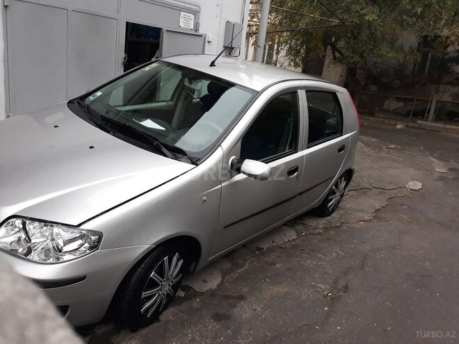 Fiat Punto 2007, 107,000 km - 1.3 l - Bakı