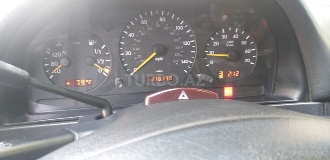 Mercedes ML 320 2002, 286,800 km - 3.2 л - Bakı