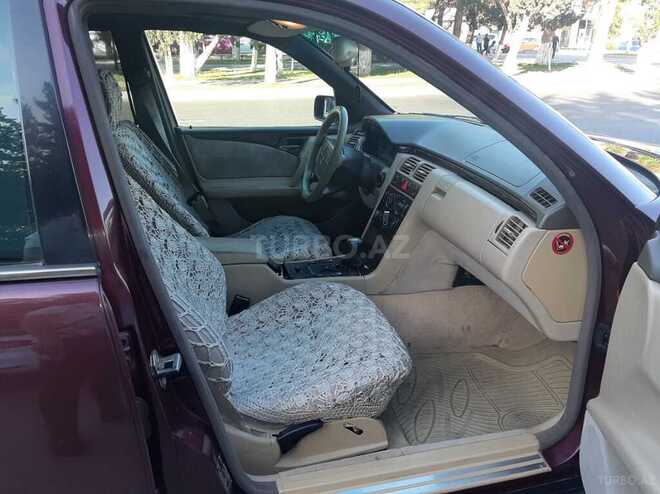 Mercedes E 230 1996, 360,000 km - 2.3 l - Sumqayıt