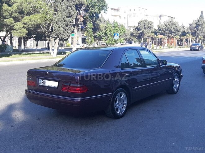 Mercedes E 230 1996, 360,000 km - 2.3 l - Sumqayıt