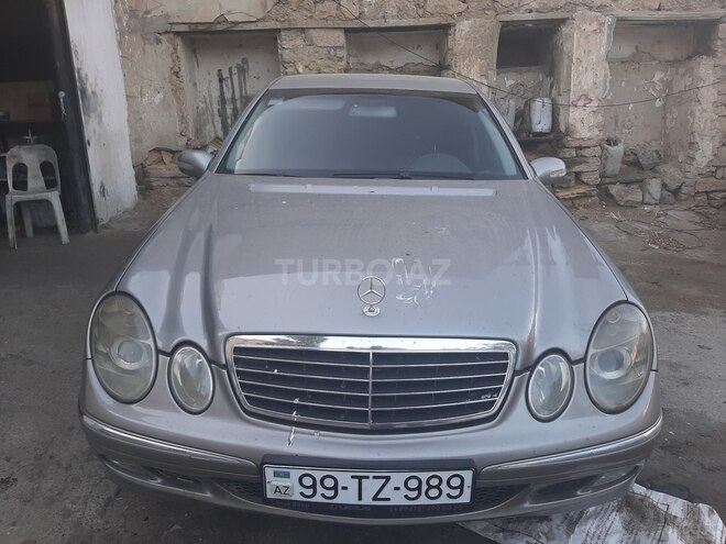 Mercedes E 270 2003, 310,000 km - 2.7 l - Bakı