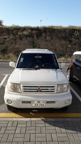 Mitsubishi Pajero io 1999, 268,000 km - 1.8 l - Bakı