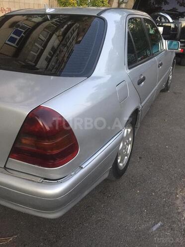 Mercedes C 180 1995, 300,000 km - 1.8 л - Bakı