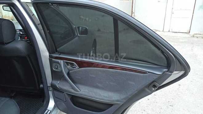 Mercedes E 220 2000, 360,000 km - 2.2 l - Bakı