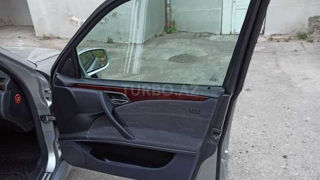 Mercedes E 220 2000, 360,000 km - 2.2 l - Bakı