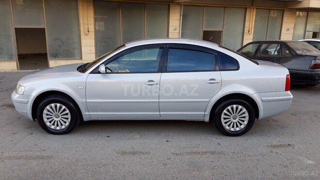 Volkswagen Passat 2000, 297,000 km - 2.0 l - Bakı