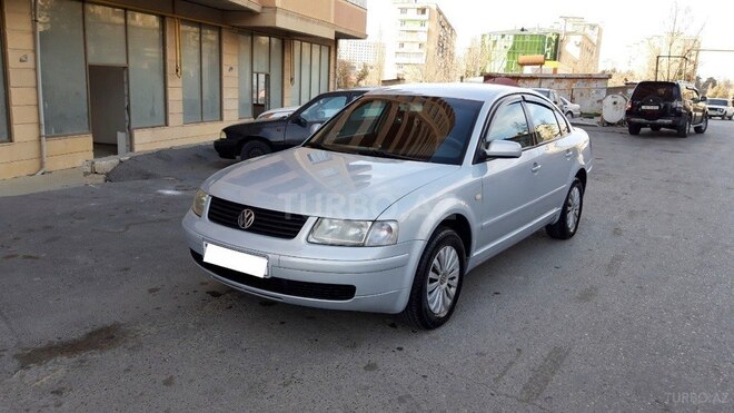 Volkswagen Passat 2000, 297,000 km - 2.0 l - Bakı