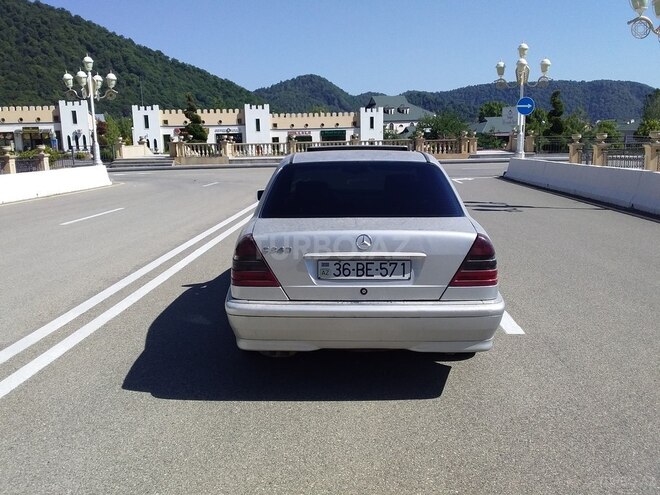 Mercedes C 220 1995, 399,036 km - 2.2 л - Qəbələ