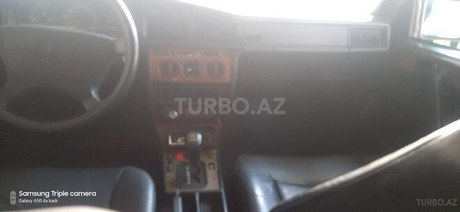 Mercedes 190 1992, 189,600 km - 2.0 л - Göyçay