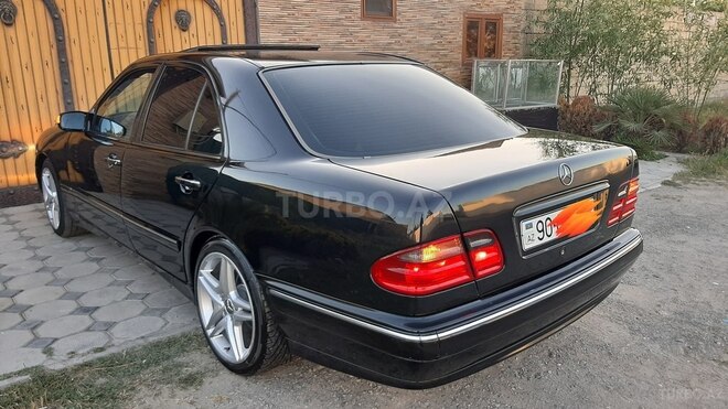 Mercedes E 270 2000, 245,000 km - 2.7 л - Sumqayıt