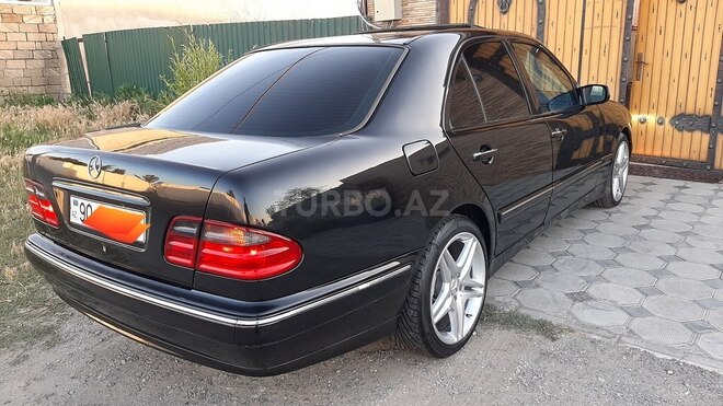 Mercedes E 270 2000, 245,000 km - 2.7 л - Sumqayıt