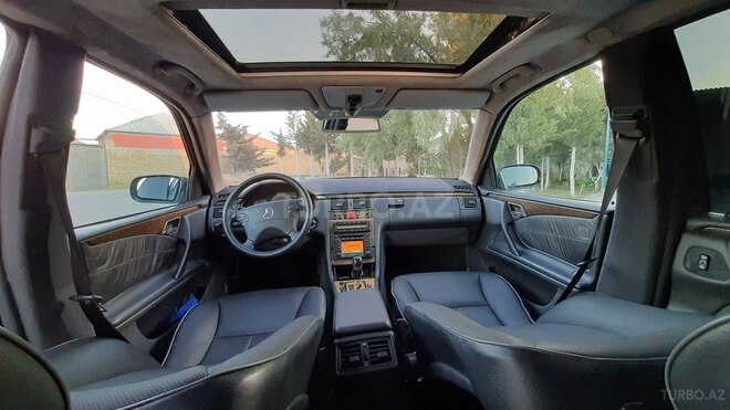 Mercedes E 270 2000, 245,000 km - 2.7 л - Sumqayıt