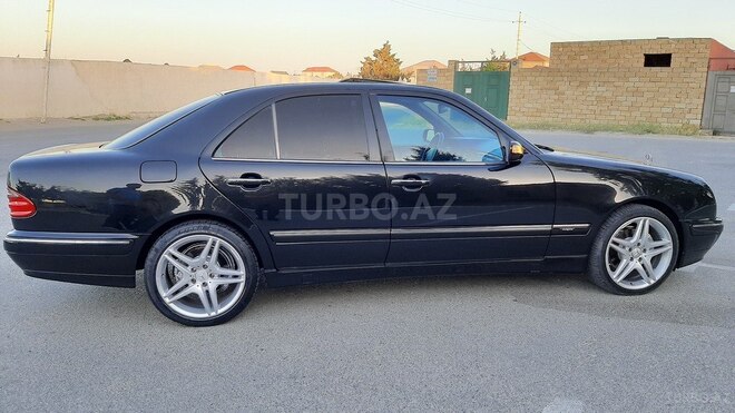 Mercedes E 270 2000, 245,000 km - 2.7 л - Sumqayıt