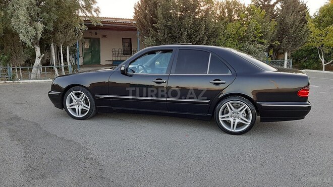 Mercedes E 270 2000, 245,000 km - 2.7 л - Sumqayıt